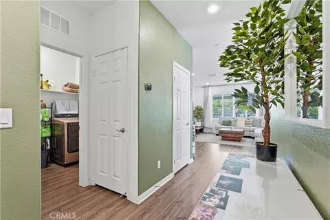 Entry Way - 21185 Telegraph, Riverside, CA 92507 photo 5 of 9