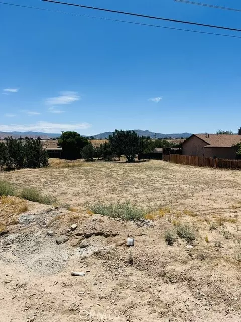 0 Cholla, Hesperia, CA 92345 photo 4