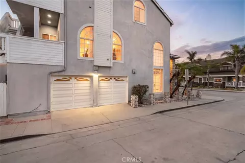 Exterior - 6020 E Ocean Blvd, Long Beach, CA 90803 photo 6 of 6