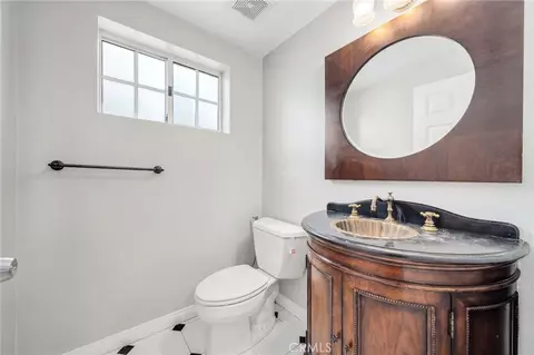 Bath - 6020 E Ocean Blvd, Long Beach, CA 90803 photo 2 of 6
