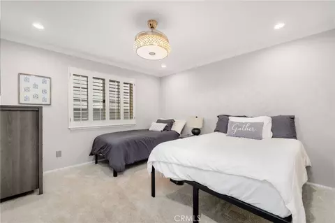 Bedroom - 6020 E Ocean Blvd, Long Beach, CA 90803 photo 1 of 4