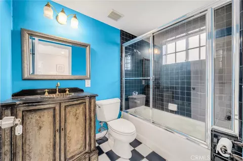 Bath - 6020 E Ocean Blvd, Long Beach, CA 90803 photo 4 of 6