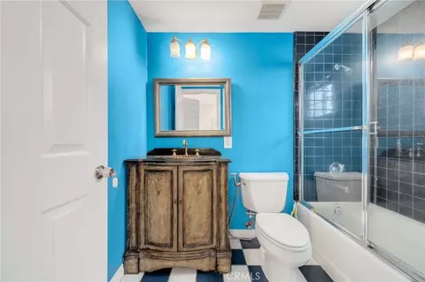 Bath - 6020 E Ocean Blvd, Long Beach, CA 90803 photo 3 of 6