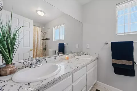 7257 Motz St, Paramount, CA 90723 photo 16
