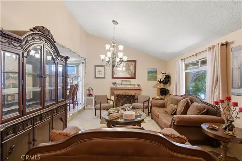 Living - 44309 Andale Ave, Lancaster, CA 93535 photo 1 of 2