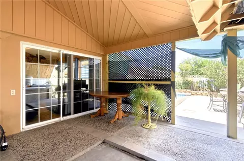 Exterior - 44309 Andale Ave, Lancaster, CA 93535 photo 7 of 11