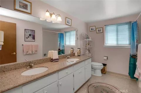 Bath - 700 N 7th St, Montebello, CA 90640 photo 3 of 6
