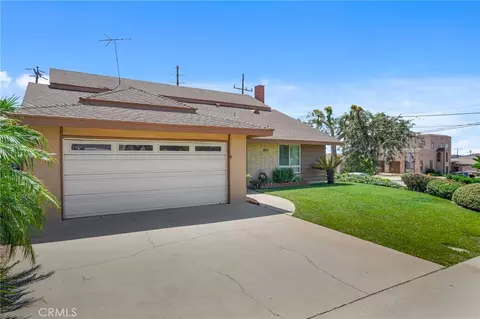 Exterior - 700 N 7th St, Montebello, CA 90640 photo 4 of 11