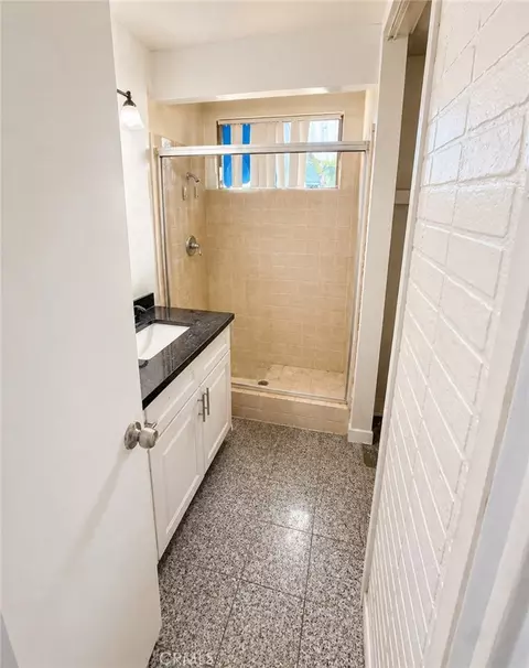 Bath - 17301 Palm, Riverside, CA 92503 photo 1 of 2