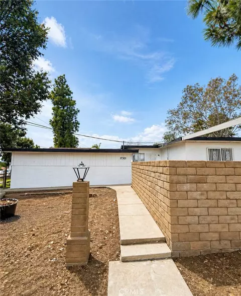 Exterior - 17301 Palm, Riverside, CA 92503 photo 3 of 32