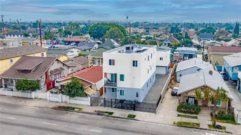 232 E Gage, Los Angeles, CA 90003