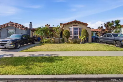 1308 W 82nd St, Los Angeles, CA 90044