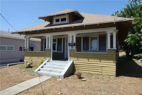 2217 Elsinore, Los Angeles, CA 90026