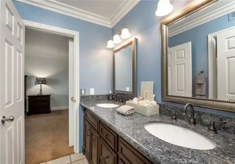 Bath - 5419 Deveron Ct, Riverside, CA 92507 photo 5 of 6