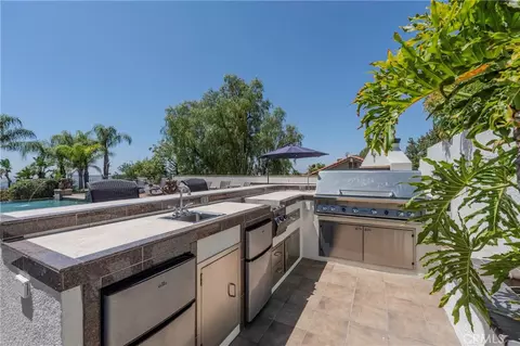 Kitchen - 5419 Deveron Ct, Riverside, CA 92507 photo 6 of 6