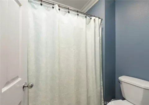 Bath - 5419 Deveron Ct, Riverside, CA 92507 photo 6 of 6