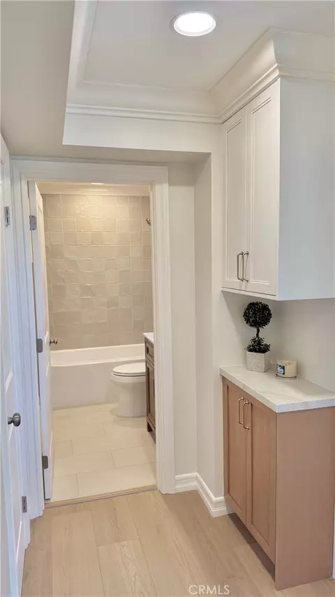 Entry Way - 5713 E Wardlow, Long Beach, CA 90808 photo 5 of 5