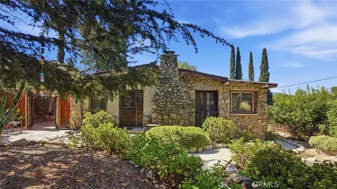 Exterior - 7276 Summitrose St, Tujunga, CA 91042 photo 15 of 21