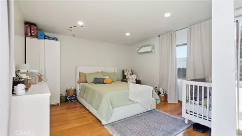Bedroom - 7276 Summitrose St, Tujunga, CA 91042 photo 1 of 7