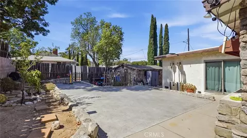 Exterior - 7276 Summitrose St, Tujunga, CA 91042 photo 9 of 21