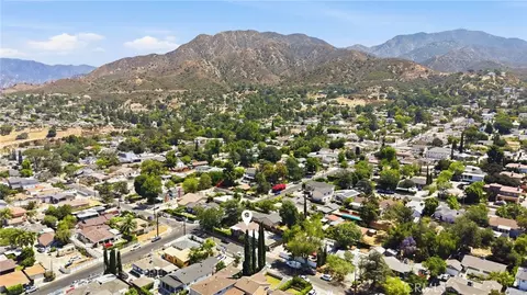 View/Area - 7276 Summitrose St, Tujunga, CA 91042 photo 3 of 5