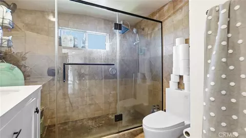 Bath - 7276 Summitrose St, Tujunga, CA 91042 photo 2 of 4