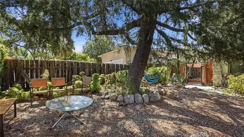 Exterior - 7276 Summitrose St, Tujunga, CA 91042 photo 16 of 21