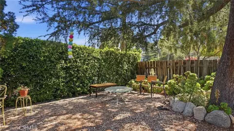 Exterior - 7276 Summitrose St, Tujunga, CA 91042 photo 17 of 21