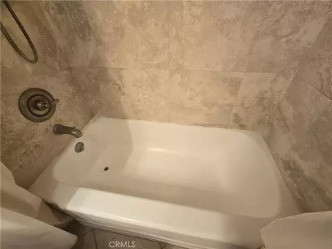 Bath - 1360 Shadow Ln #K, Fullerton, CA 92831 photo 2 of 5