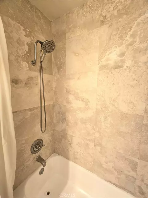 Bath - 1360 Shadow Ln #K, Fullerton, CA 92831 photo 3 of 5