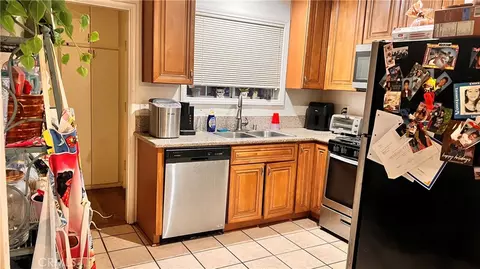 Kitchen - 43603 Gingham Ave, Lancaster, CA 93535 photo 2 of 3