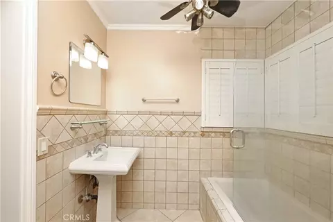 Bath - 7904 7th, Downey, CA 90241 photo 4 of 6