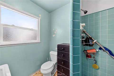 Bath - 2045 Crestview Ave, San Bernardino, CA 92404 photo 1 of 2