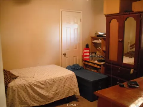 711 E Pne, Compton, CA 90221 photo 3