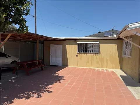 Exterior - 15614 S Lime, Compton, CA 90221 photo 7 of 10