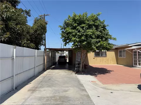 Exterior - 15614 S Lime, Compton, CA 90221 photo 4 of 10