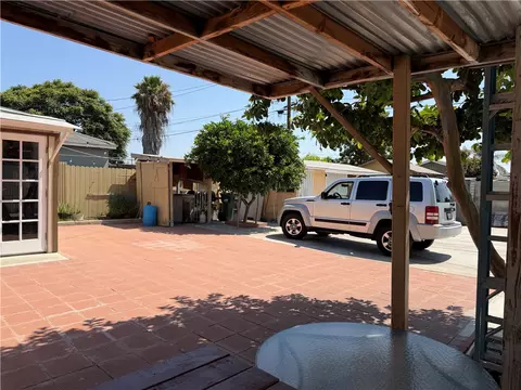 Exterior - 15614 S Lime, Compton, CA 90221 photo 6 of 10