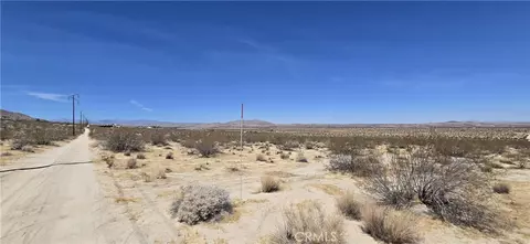 64200 Cottonwood Dr, Joshua Tree, CA 92252