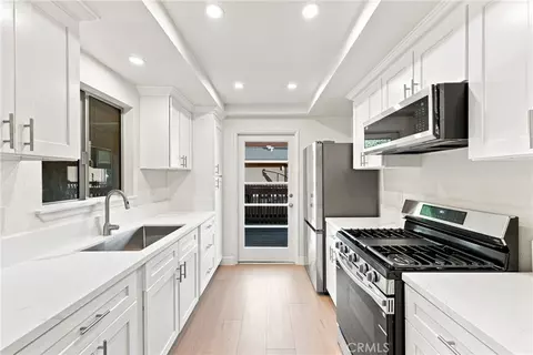 5905 Rosemead, Pico Rivera, CA 90660