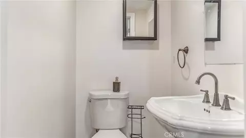 Bath - 9136 Mel Dar, Downey, CA 90240 photo 2 of 4