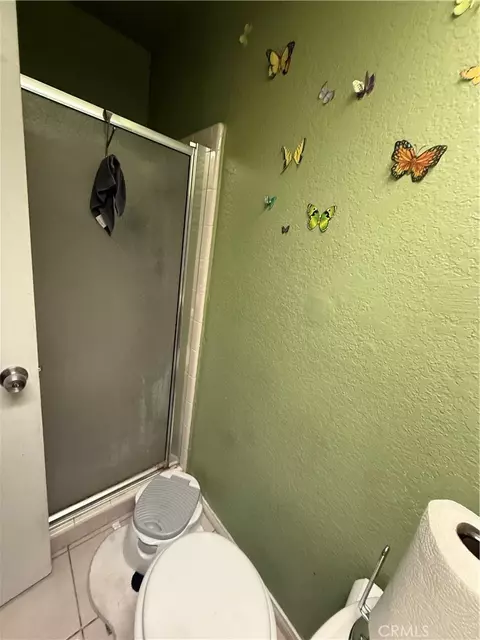 Bath - 529 W 9th, Upland, CA 91786 photo 1 of 3