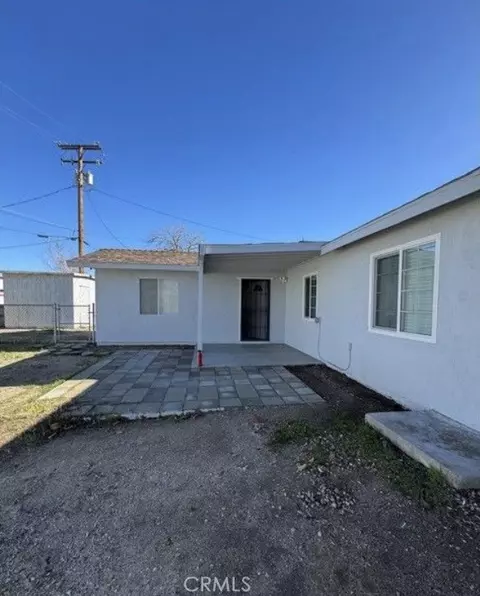 435 S 1st, Barstow, CA 92311 photo 2