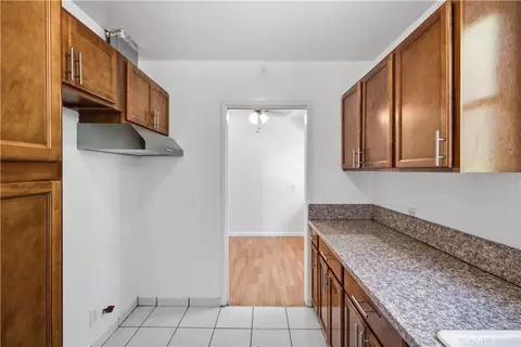 Kitchen - 511 E Maple, Glendale, CA 91205 photo 1 of 1