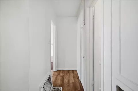 Entry Way - 511 E Maple, Glendale, CA 91205 photo 3 of 3