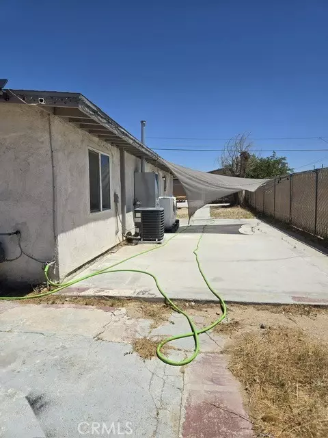 Exterior - 34224 Woods, Barstow, CA 92311 photo 6 of 6