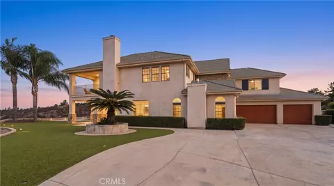 Exterior - 30425 La Presa Loop, Temecula, CA 92592 photo 3 of 9