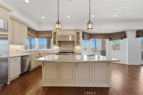 Kitchen - 30425 La Presa Loop, Temecula, CA 92592 photo 1 of 6