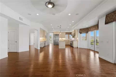 Living - 30425 La Presa Loop, Temecula, CA 92592 photo 7 of 10
