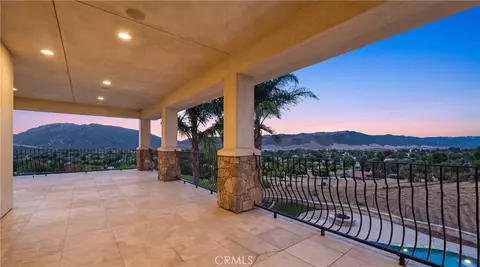 Exterior - 30425 La Presa Loop, Temecula, CA 92592 photo 6 of 9