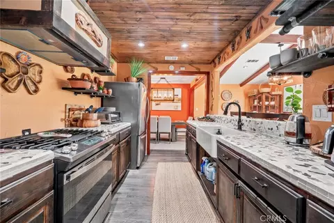Kitchen - 2526 E 220th, Carson, CA 90810 photo 2 of 6
